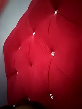 diablita48 online show from February 15, 2026, 4:28 pm