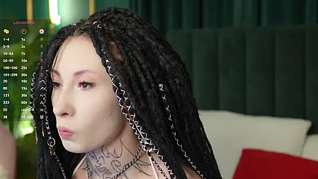 roxy morrison x online show from March 19, 2026, 5:35 pm