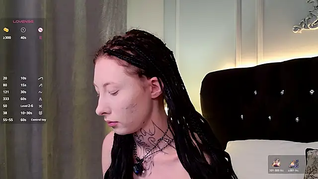 Snapshot of roxy_morrison_x chatting on June 22, 2026, 4:53 am roxy morrison x online show from June 22, 2026, 4:53 am