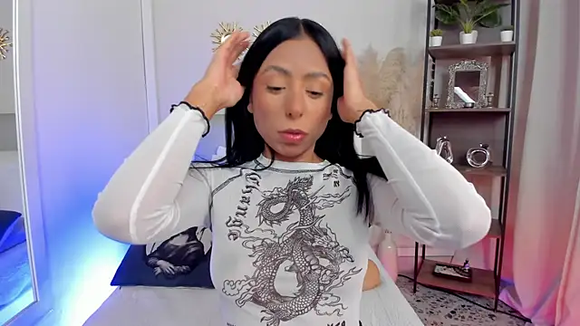 antonela-bella online show from March 10, 2026, 1:59 pm