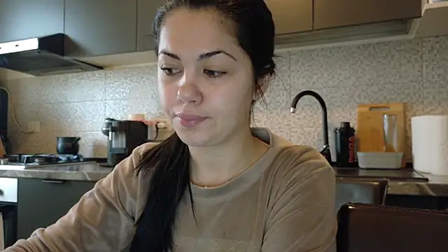 Sofimoon26 online show from February 11, 2026, 9:53 am