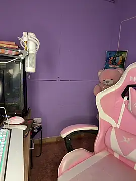 Ebanhot online show from February 10, 2026, 6:23 am