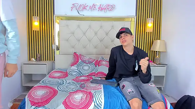 Adventurous Boys online show from April 18, 2026, 6:10 pm