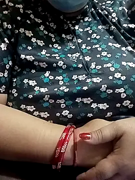 Snapshot of Simran_008 chatting on May 6, 2026, 10:36 pm Simran 008 online show from May 6, 2026, 10:36 pm