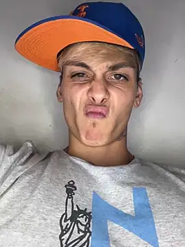 Babyfacenik online show from March 3, 2026, 4:58 pm