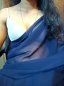 manu sexy  online show from February 20, 2026, 1:13 pm