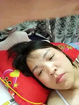 Snapshot of Strawberry-wet chatting on May 30, 2026, 5:18 pm Strawberry-wet online show from May 30, 2026, 5:18 pm