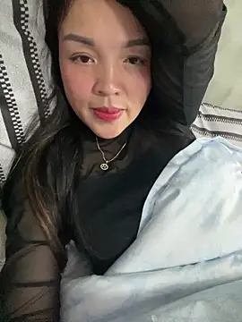 Strawberry-wet online show from February 14, 2026, 3:56 pm