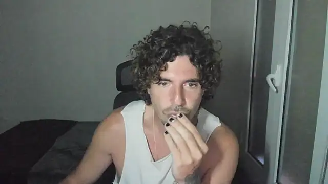 joaquin420 hot online show from April 19, 2026, 4:57 am