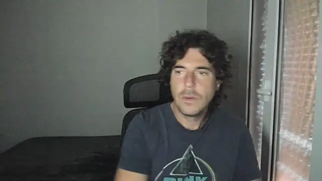 joaquin420 hot online show from April 17, 2026, 6:16 am