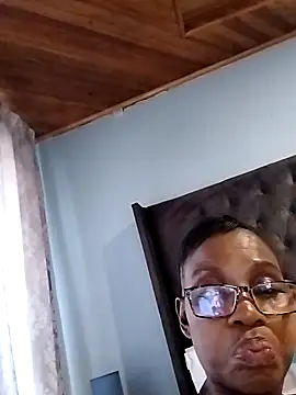 KINKYDOLL4U online show from February 17, 2026, 9:39 am