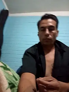 Snapshot of 3lMara chatting on February 9, 2026, 11:52 am 3lMara online show from February 9, 2026, 11:52 am