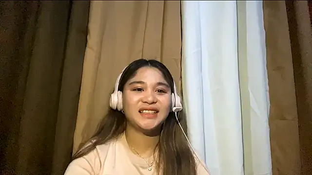 LeeanneBakeley online show from February 14, 2026, 12:49 pm