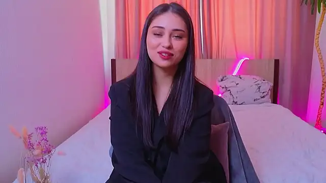 Sofia Plump online show from February 18, 2026, 10:12 am