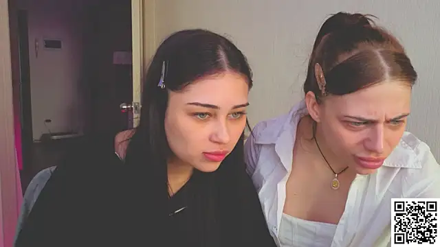 Sofia Plump online show from April 19, 2026, 9:10 am