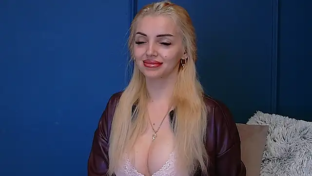 DeeaVIP online show from March 27, 2026, 5:49 am