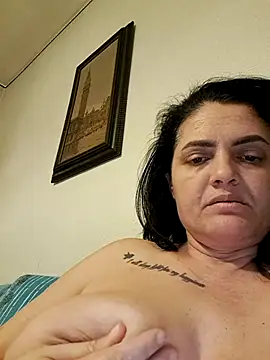 Snapshot of Sony28v chatting on February 18, 2026, 6:48 pm Sony28v online show from February 18, 2026, 6:48 pm