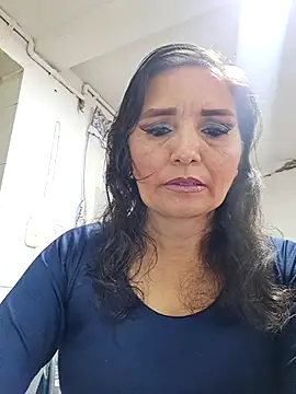 Alexamontiel  online show from February 17, 2026, 2:58 pm