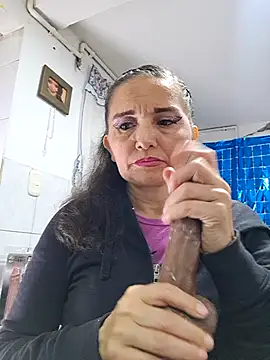 Alexamontiel  online show from February 24, 2026, 6:53 pm