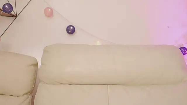 Shopie Colucci online show from February 21, 2026, 10:50 am