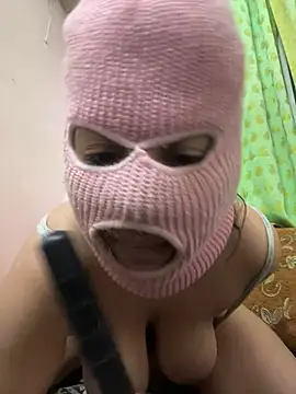 faettaa online show from February 20, 2026, 8:33 pm