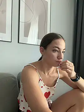 Snapshot of _Patricia_P chatting on July 8, 2026, 4:02 am Patricia P online show from July 8, 2026, 4:02 am