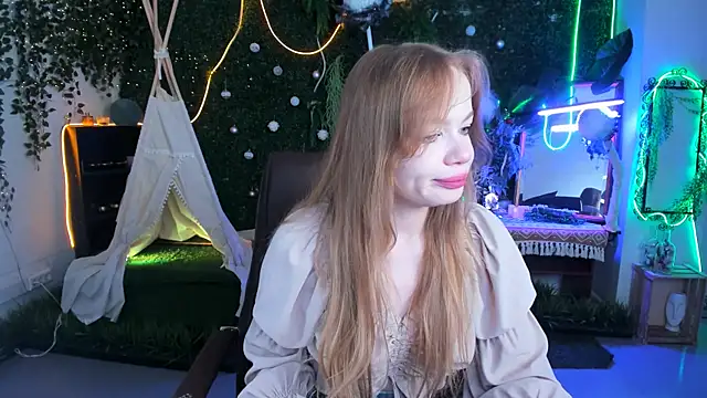 AmyNox online show from April 14, 2026, 5:23 am