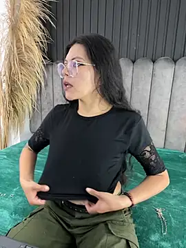 Lanadelrey 1 online show from February 25, 2026, 12:16 pm