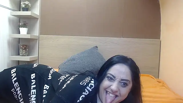 Snapshot of PinkyTwerkyX chatting on February 9, 2025, 4:36 am PinkyTwerkyX online show from February 9, 2025, 4:36 am