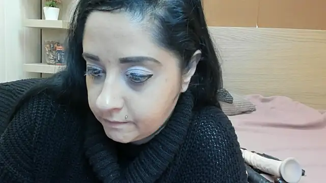 Snapshot of PinkyTwerkyX chatting on December 18, 2025, 2:43 pm PinkyTwerkyX online show from December 18, 2025, 2:43 pm