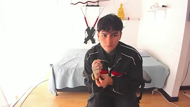 Snapshot of Your_Tao chatting on February 18, 2026, 5:42 pm Your Tao online show from February 18, 2026, 5:42 pm