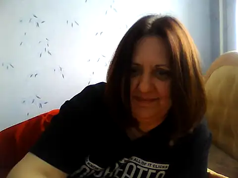 LockyCharm111 online show from May 31, 2026, 7:03 am