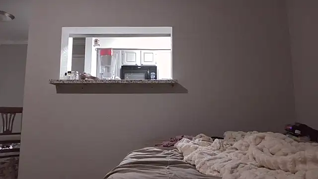 CreamyCookiee online show from March 5, 2026, 4:09 am