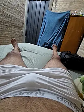 Joaquinh online show from February 11, 2026, 2:44 am