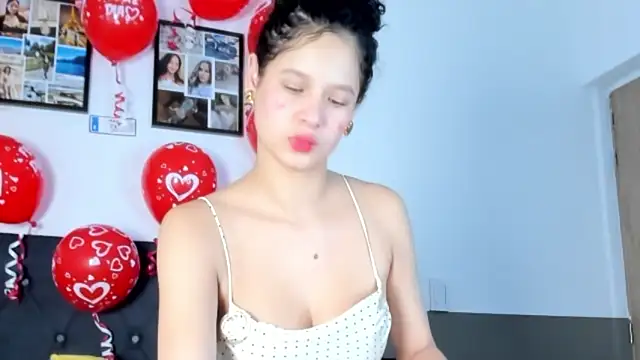 catalina santana4 online show from February 14, 2026, 3:51 am