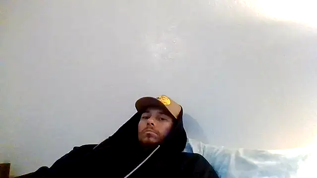 Snapshot of Tallhungandcloudy chatting on February 13, 2026, 6:41 pm Tallhungandcloudy online show from February 13, 2026, 6:41 pm