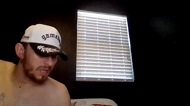 Tallhungandcloudy online show from June 18, 2026, 7:19 pm