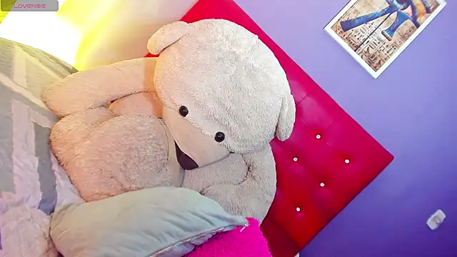 sexy girlts online show from February 18, 2026, 5:20 pm