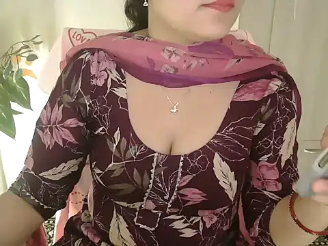  chitranshi online show from April 4, 2026, 5:58 am