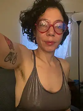 JeanneDuval8888 online show from April 1, 2026, 1:41 am