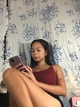 Snapshot of Asianpinay_Skinny1818 chatting on July 10, 2026, 11:05 pm Asianpinay Skinny1818 online show from July 10, 2026, 11:05 pm