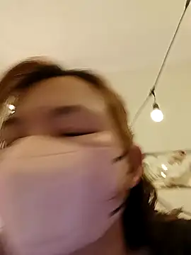 Trang26 online show from February 10, 2026, 3:55 pm