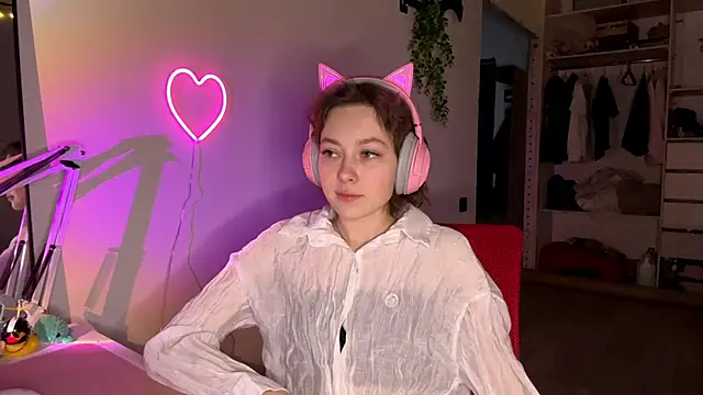 SlunkRear online show from February 15, 2026, 10:09 pm