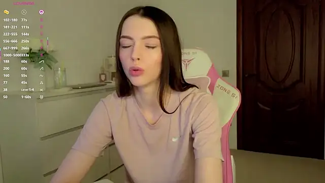 LizaRise online show from February 11, 2026, 12:05 pm