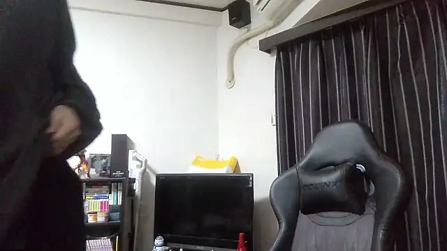 raitokun5555 online show from April 23, 2026, 6:09 am