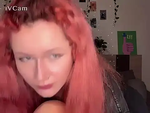 pixieyes00n online show from February 26, 2026, 12:27 pm