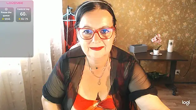 Snapshot of exiMIlf chatting on July 12, 2026, 1:12 pm exiMIlf online show from July 12, 2026, 1:12 pm