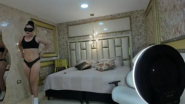 Snapshot of Veronica_hottie chatting on February 27, 2026, 1:33 pm Veronica hottie online show from February 27, 2026, 1:33 pm