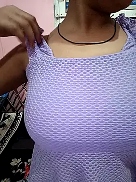 Anaya000 online show from March 1, 2026, 7:14 pm