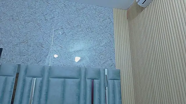 misspaula online show from April 16, 2026, 2:34 am